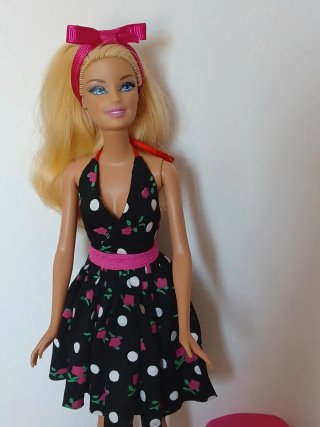 Barbie Anni 2000 con Abito a Fiori