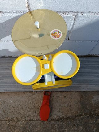 Batería infantil Reig con taburete
