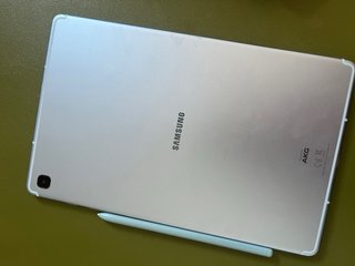 Samsung Galaxy Tab S6 Lite com Funda Teclado