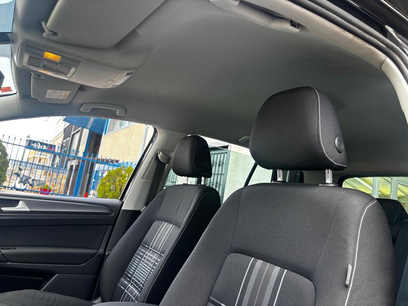 Volkswagen Golf Sportsvan 1.6 TDI CR Business & Navi 2015, foto 16