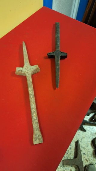 Bigornias antiguas para afilar