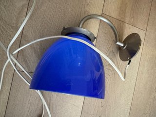 Lampada da muro lettura stile liberty blu
