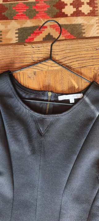 Vestido negro sin mangas Easy Wear