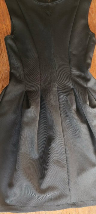 Vestido negro sin mangas Easy Wear