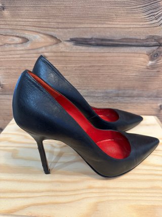 Zapatos tacón Carolina Herrera T 38 Negros