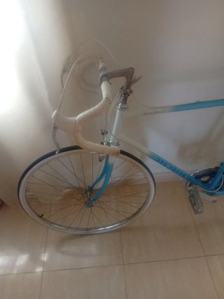 Bicicleta carretera 630 alemana