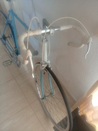 Bicicleta carretera 630 alemana