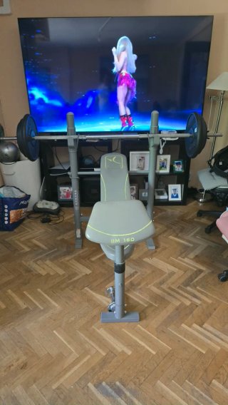 Banco musculación + barras y discos