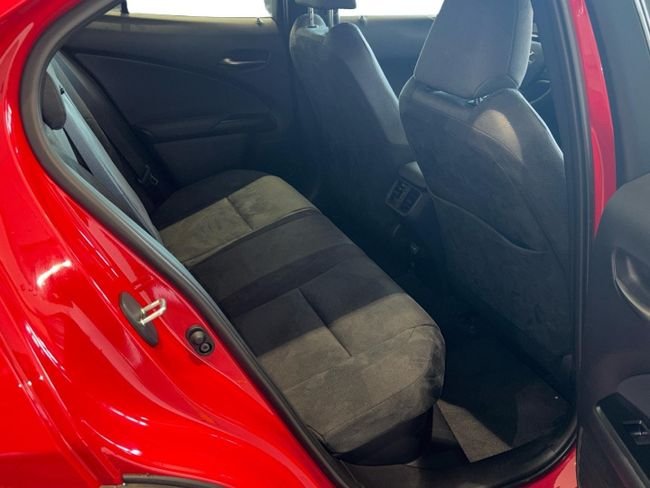 Lexus UX 2025, foto 6