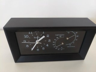 Reloj de mesa industrial con higrómetro