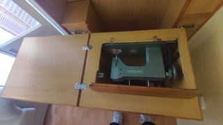 Máquina de coser antigua