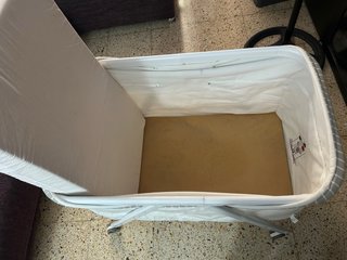 OFERTA  Cuna de bebé con ruedas