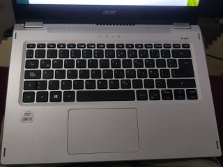 Laptop Acer Spin 3 Plata y Negro
