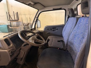 Nissan Cabstar 3.0  110 cv