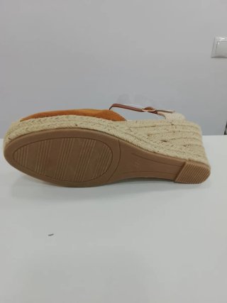 Cuñas esparteñas beige y marrón