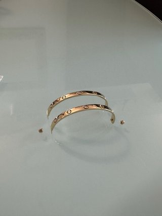 Brazalete Fabricado modelo Cartier oro18k brillant
