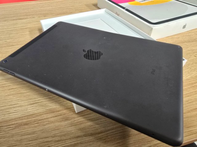 Apple iPad 8ª Gen 128GB Grigio (A2429)