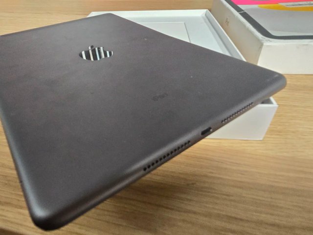 Apple iPad 8ª Gen 128GB Grigio (A2429)
