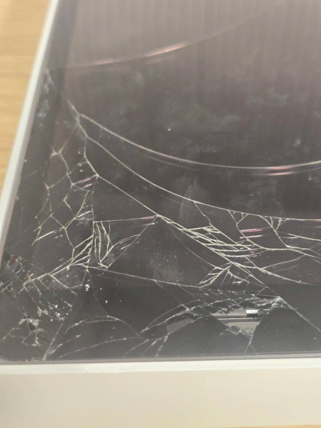 Apple iPad 8ª Gen 128GB Grigio (A2429)
