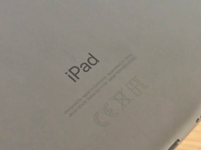 Apple iPad 8ª Gen 128GB Grigio (A2429)