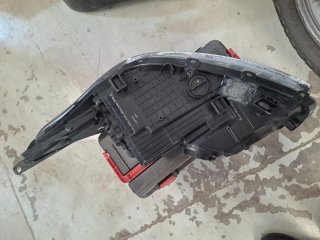 Faro derecho Kia Ceed