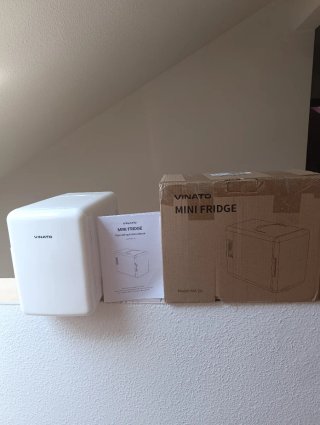 Nevera portátil Vinato blanca nueva