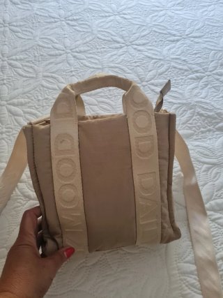 Bolsito Zara Beige