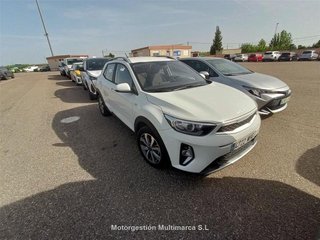 KIA STONIC 1.0 T-GDi 74kW (100CV) MHEV iMT Concept