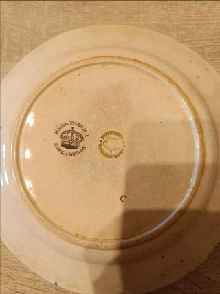 Plato antiguo Sargadelos con dos sellos