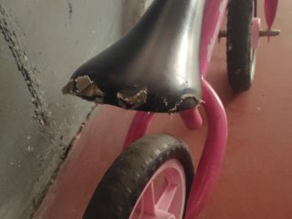 Bicicleta infantil sin pedales y con pedales5-10 €