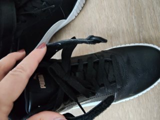 Deportivas Puma Negras y Blancas