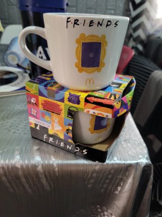 Taza McDonald's Friends
