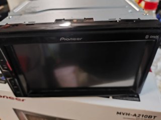 Radio Coche Pioneer MVH-A con Bluetooth