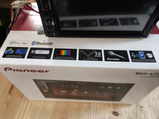 Radio Coche Pioneer MVH-A con Bluetooth