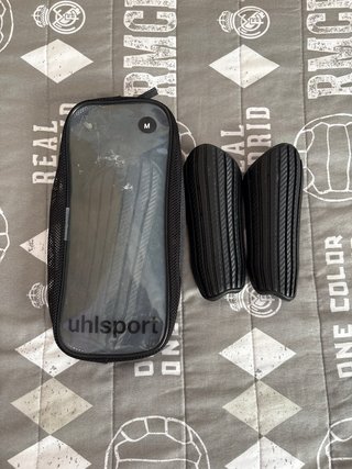 Pack espinilleras Uhlsport