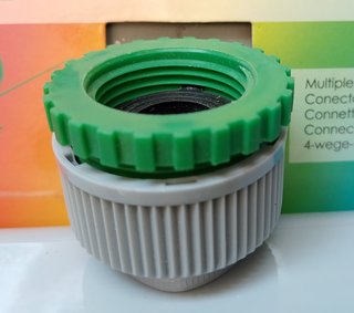 Adaptador manguera 4 salidas+pistola riego