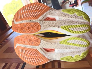 Saucony Endorphin Speed 5 Zapatillas Running