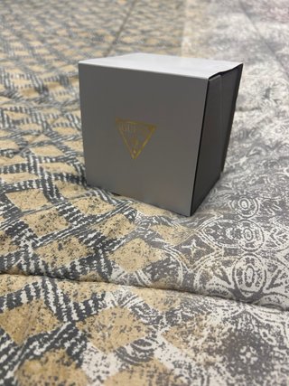 Reloj Guess bicolor con caja y papeles