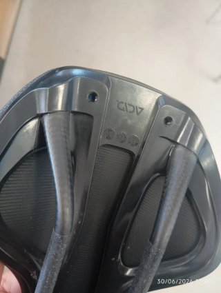 Sillín Acid SLT X Carbon