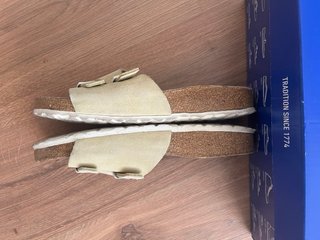 Sandalias Birkenstock talla 38