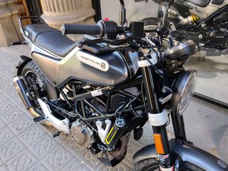 Husqvarna Svartpilen Moto Naked