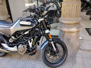 Husqvarna Svartpilen Moto Naked