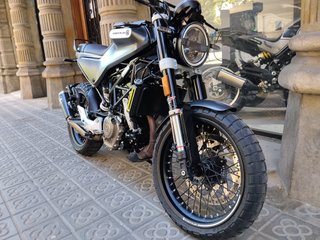 Husqvarna Svartpilen Moto Naked