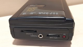 Walkman AM/FM Stereo RADIO/Casette player SINGER