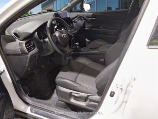 TOYOTA C-HR 2.0 180H Advance