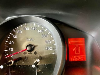 Nissan Evalia 2012