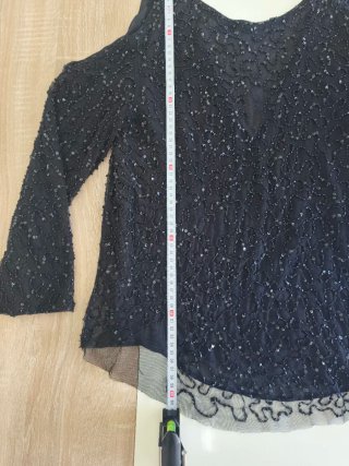 Blusa Zara pedrería negra