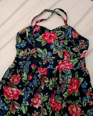 Vestido negro flores talla S