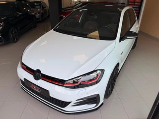 Volkswagen Golf GTI TCR Akra y Techo