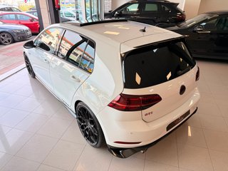 Volkswagen Golf GTI TCR Akra y Techo